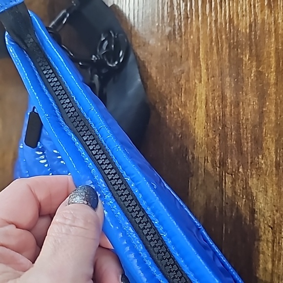 BCBGeneration Quilted Puffer Purse - Picture 7 of 10